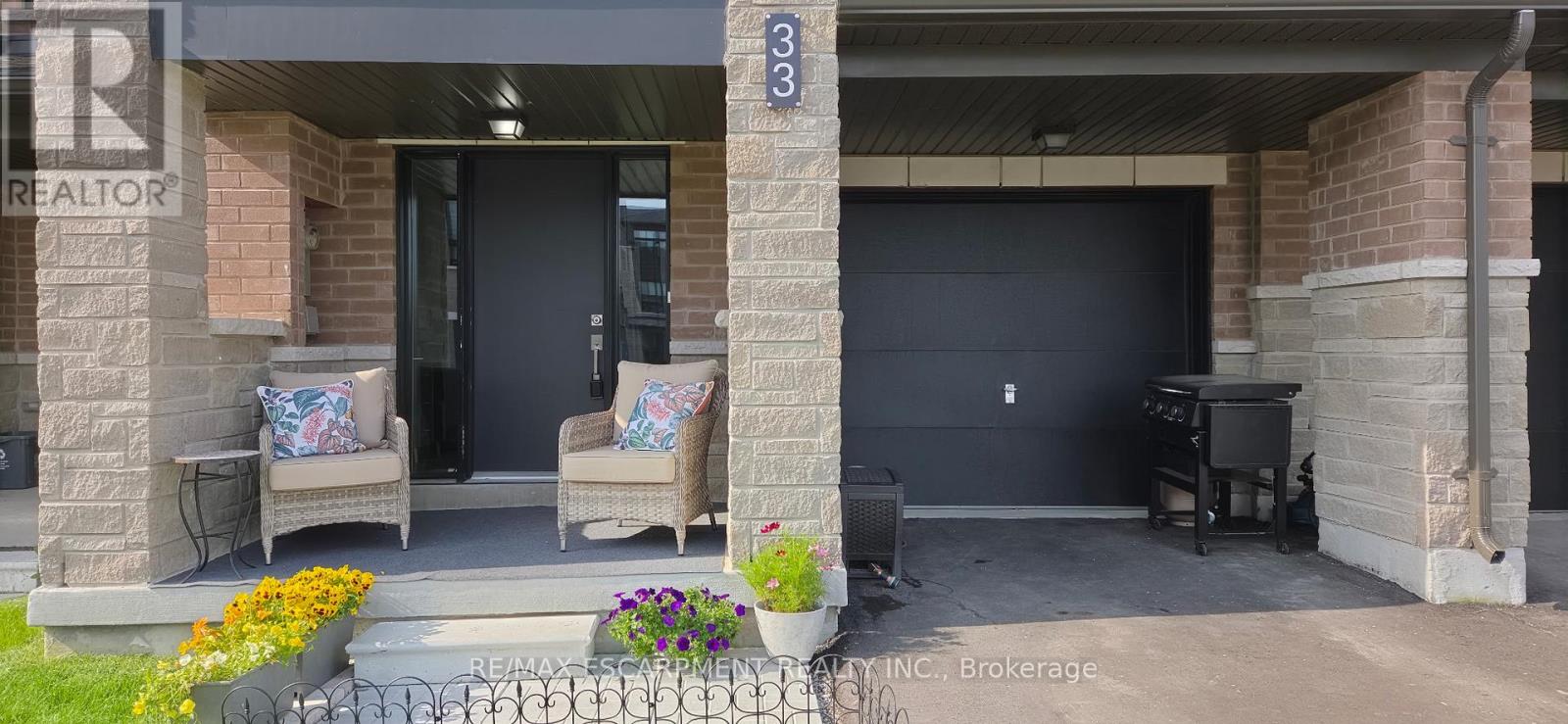 33 RED MAPLE LANE - 1