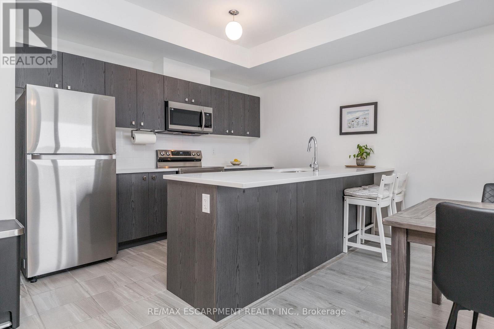 33 RED MAPLE LANE - 9