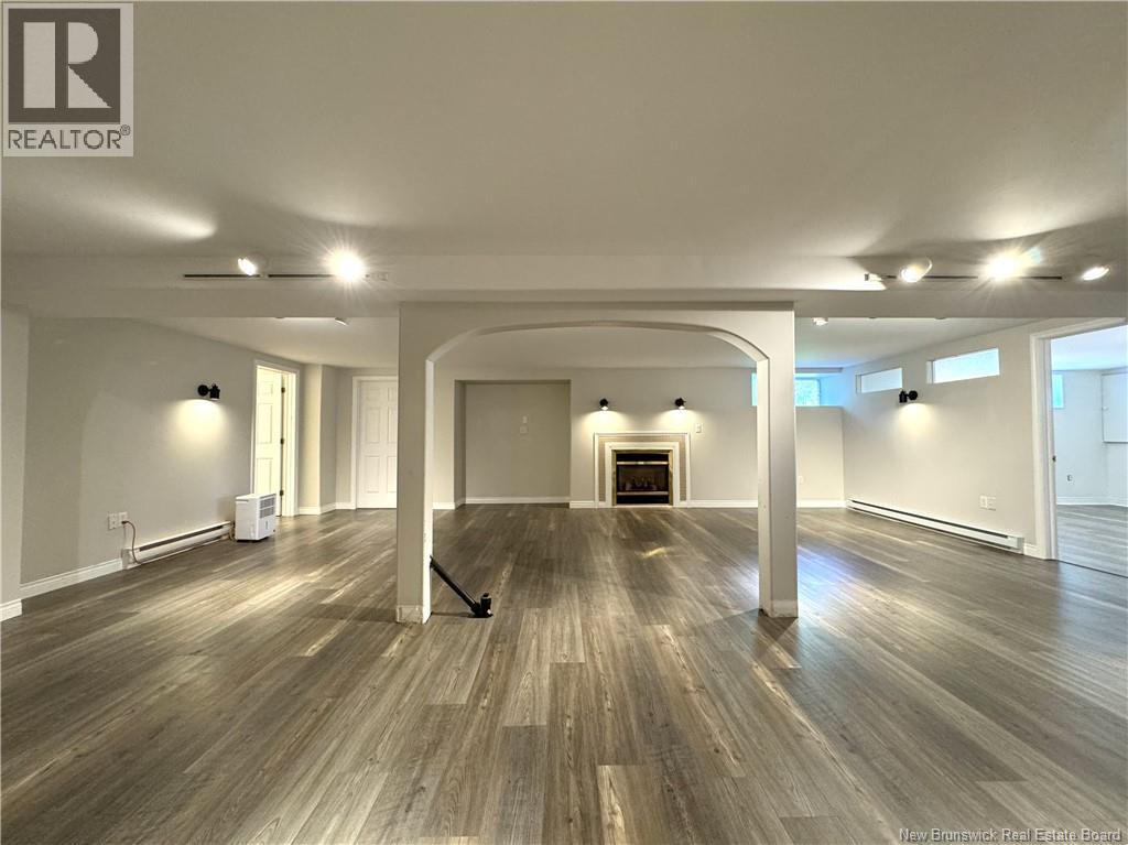 24 Demonts Avenue - Image 32