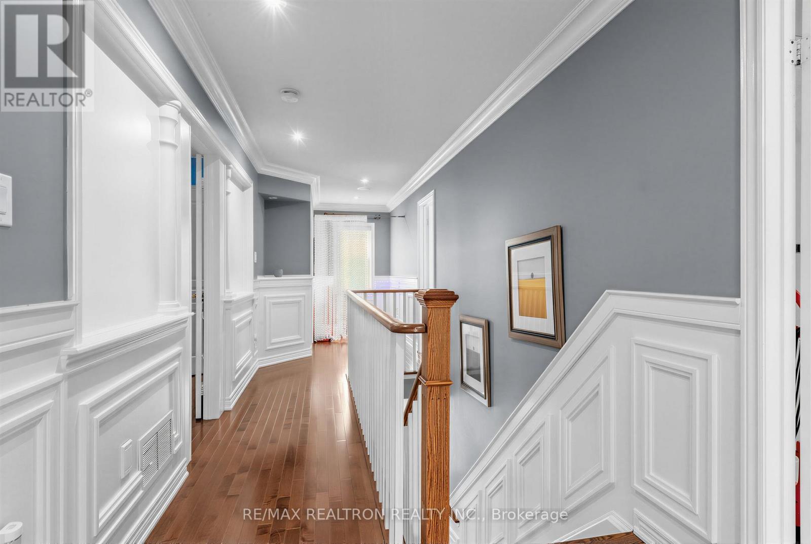 78 OAKBOROUGH DRIVE - 18