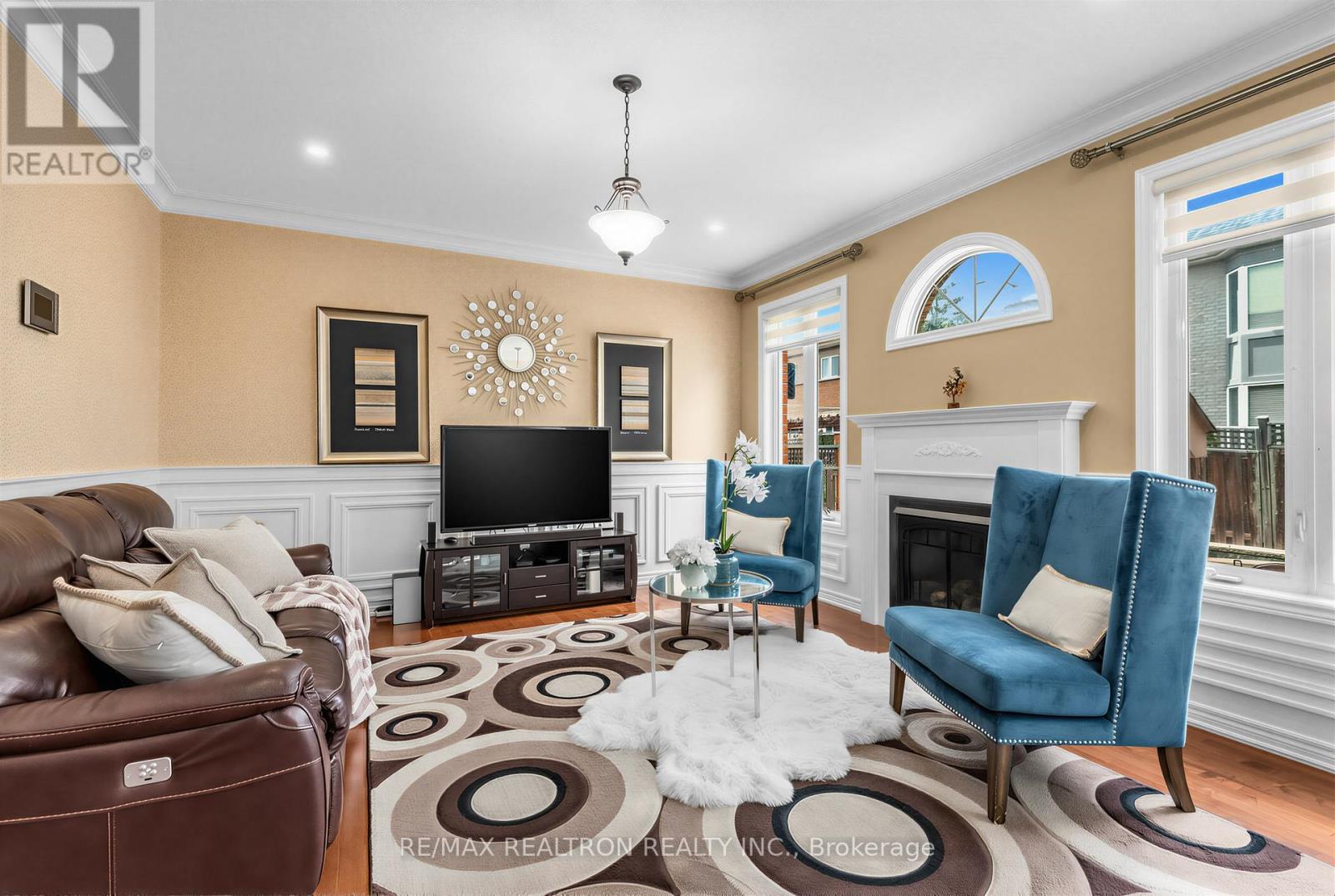 78 OAKBOROUGH DRIVE - 9