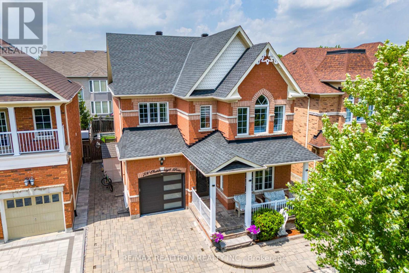 78 OAKBOROUGH DRIVE - Image 35