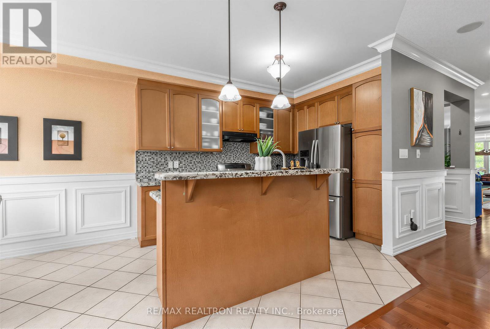 78 OAKBOROUGH DRIVE - 12