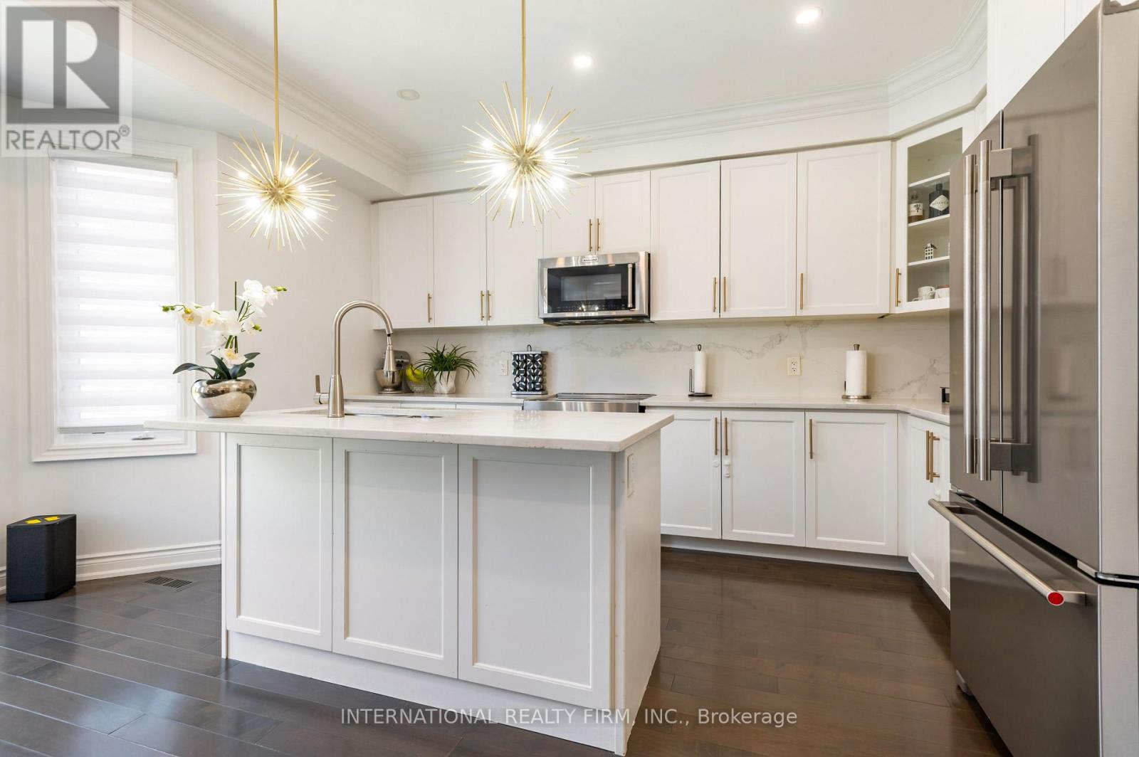 233 ETHERIDGE AVENUE - 9