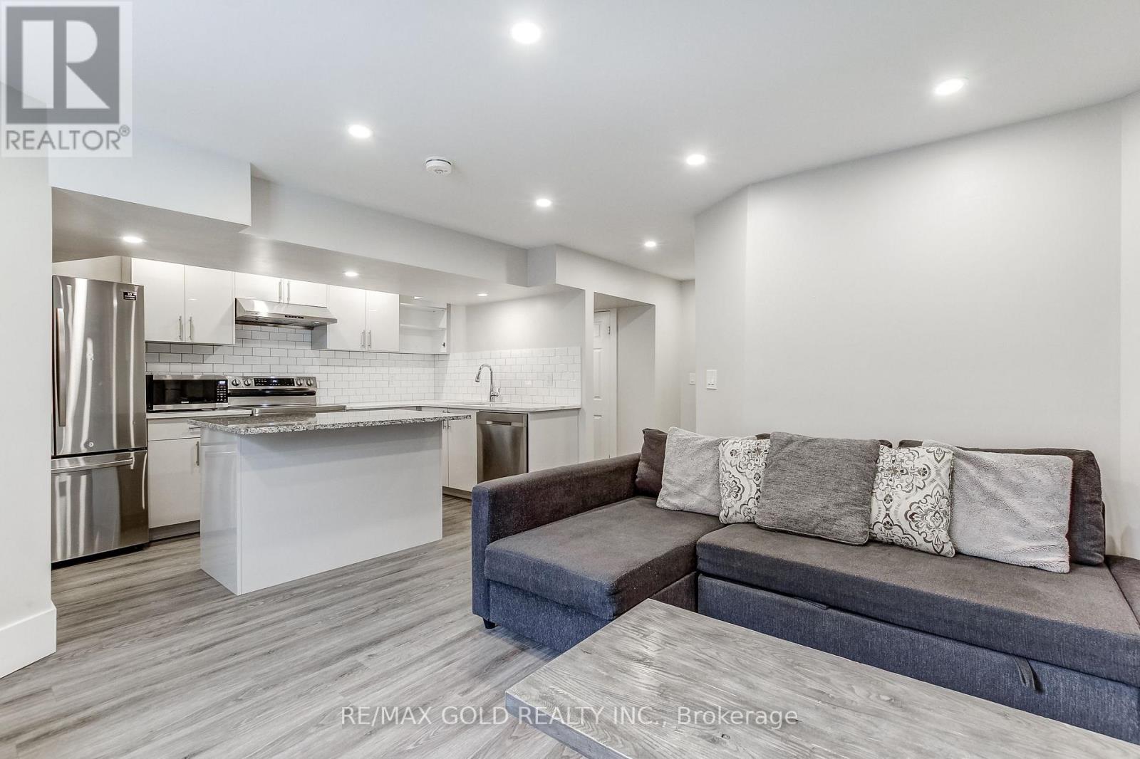 3352 VERNON POWELL DRIVE - Image 37