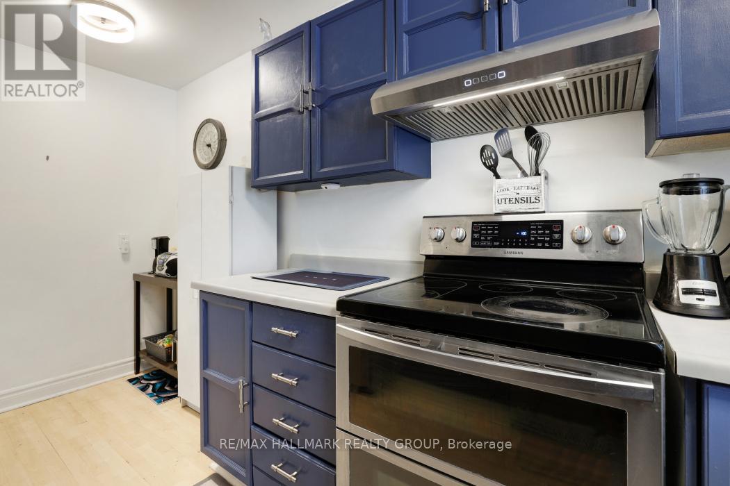 308 LAFONTAINE AVENUE - 8