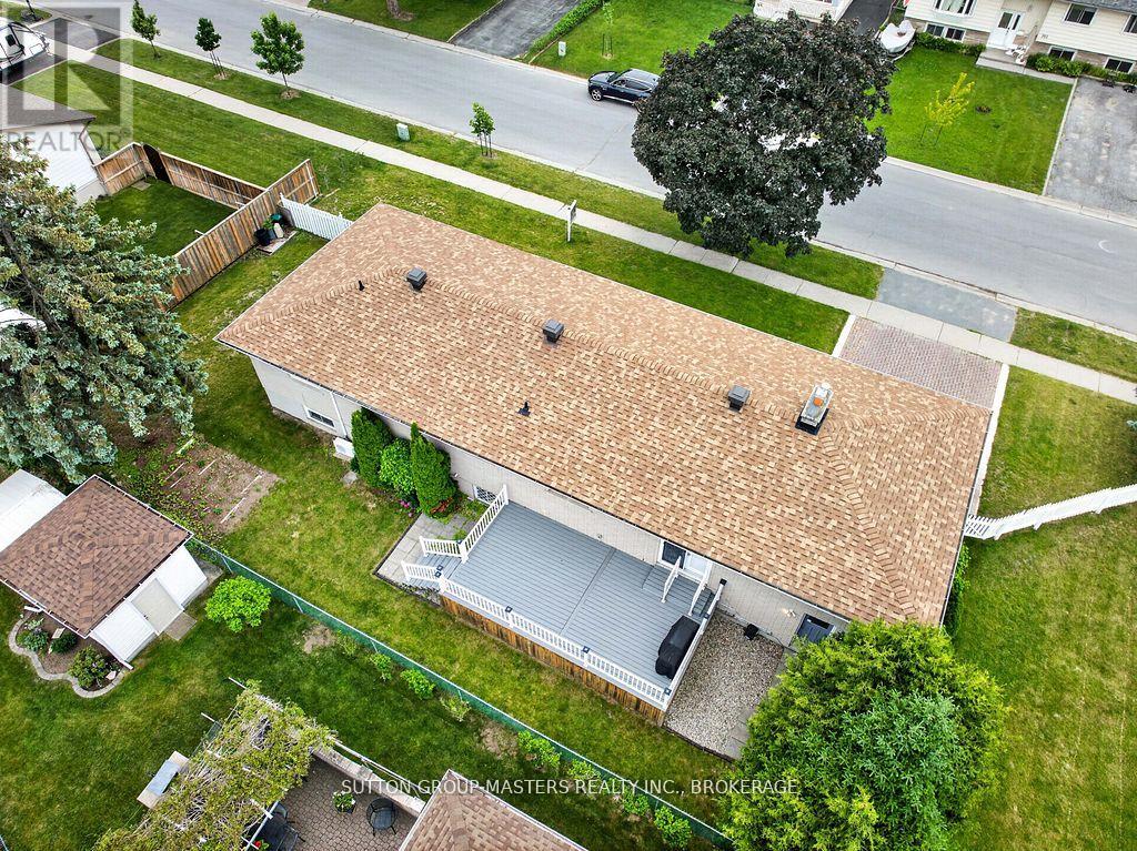 259 INVERNESS CRESCENT - 4