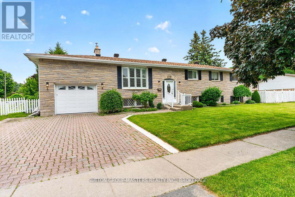 259 INVERNESS CRESCENT - 5