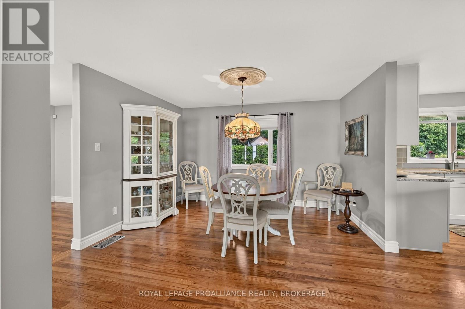 535 MAIN STREET - 15