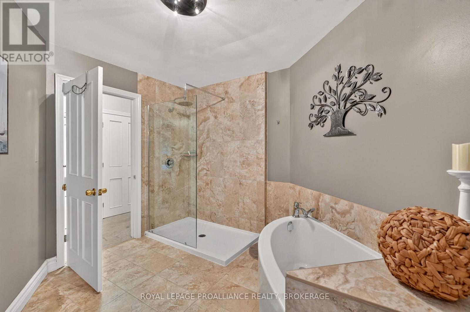 535 MAIN STREET - 19