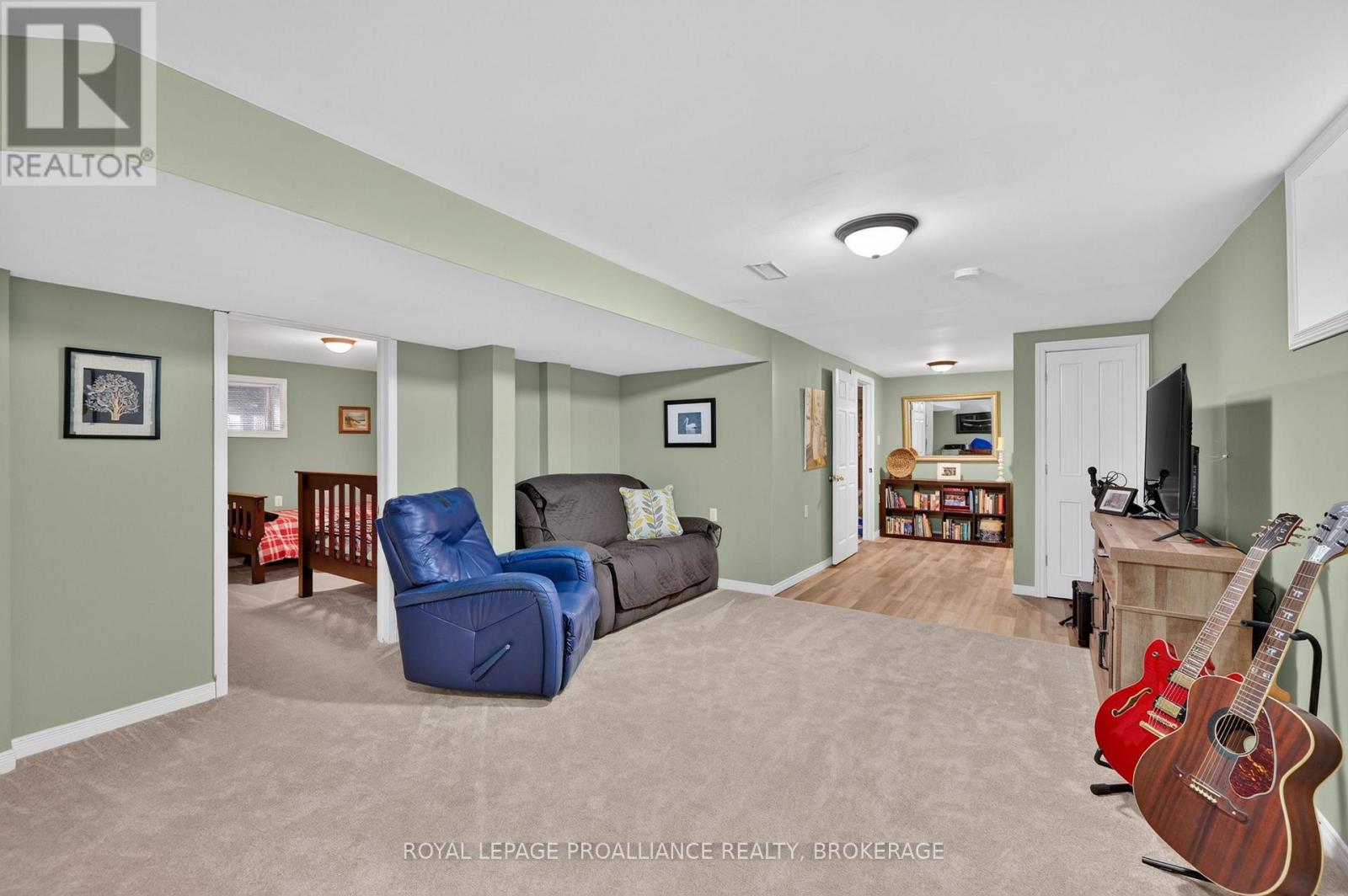 535 MAIN STREET - 31