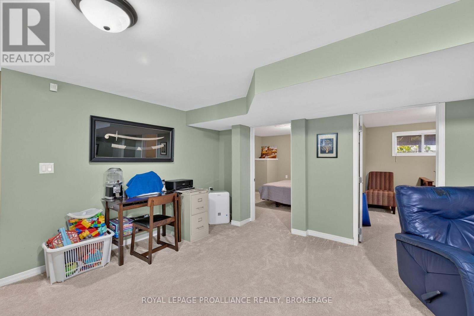 535 MAIN STREET - 33