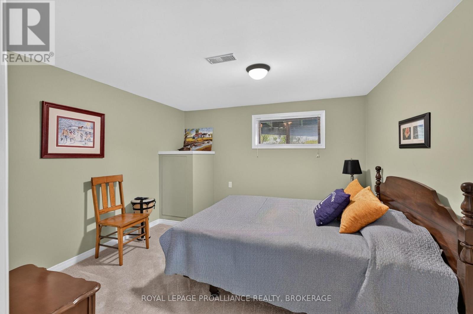 535 MAIN STREET - 34