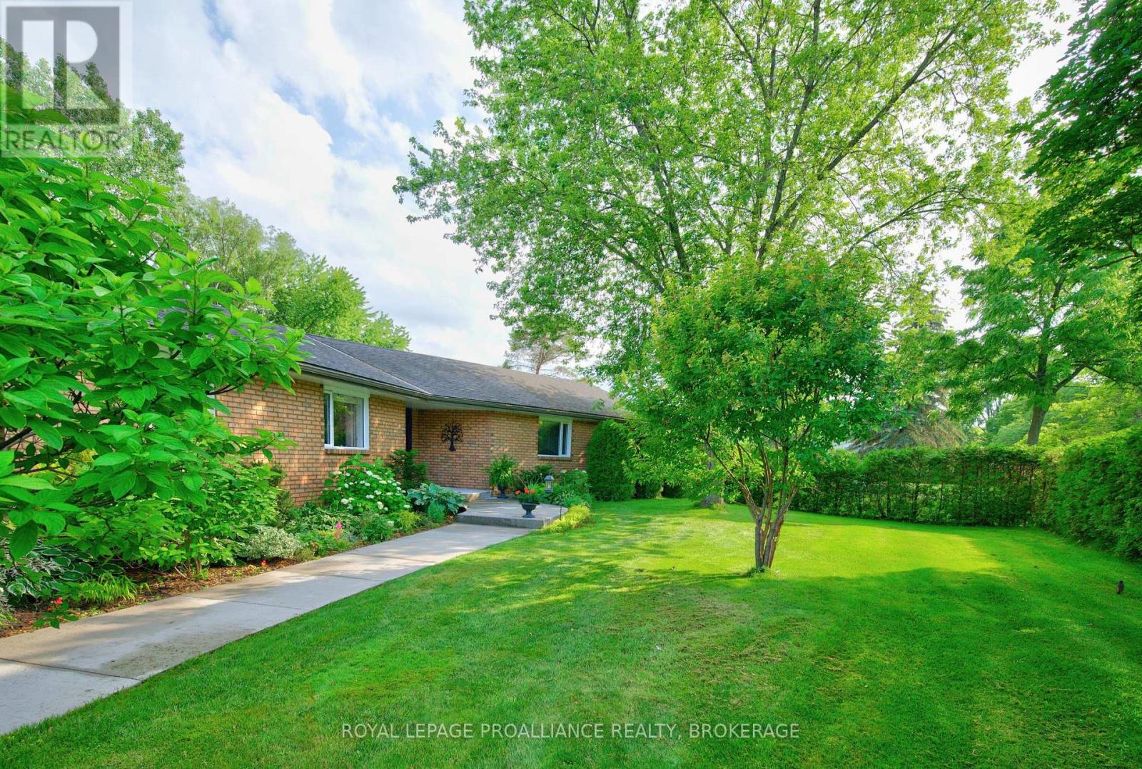 535 MAIN STREET - 6
