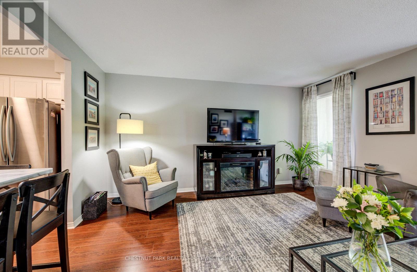 #401 260 SHELDON AVENUE N - 13