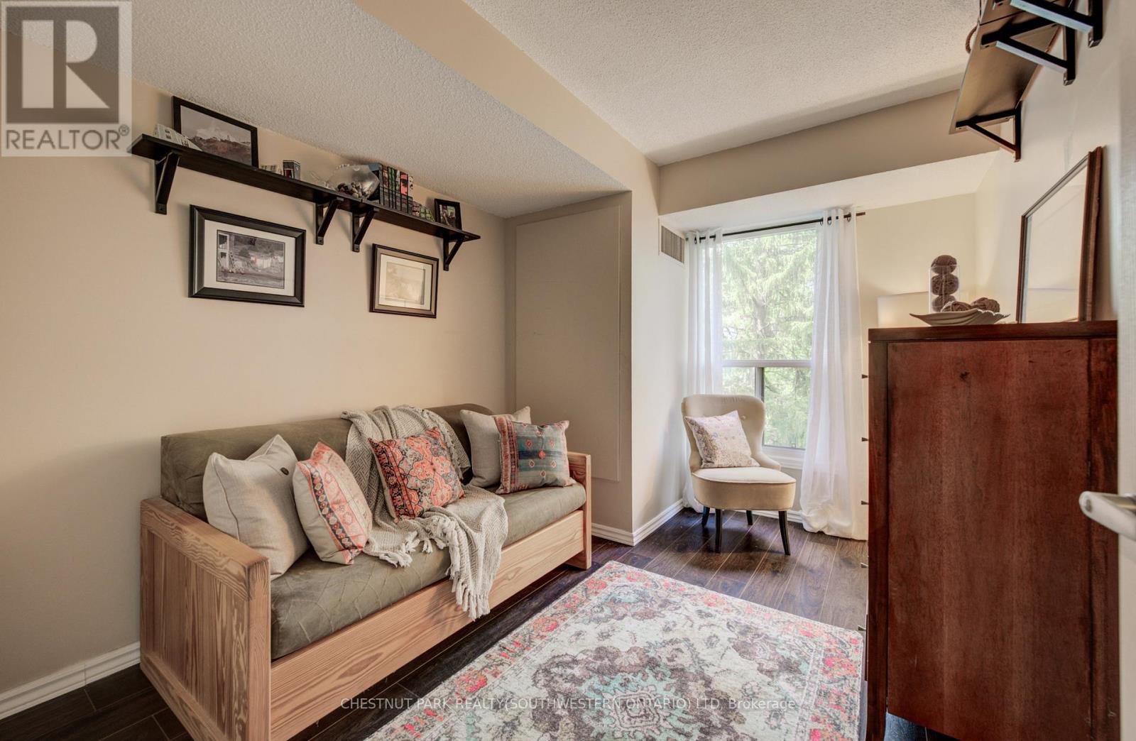 #401 260 SHELDON AVENUE N - 24
