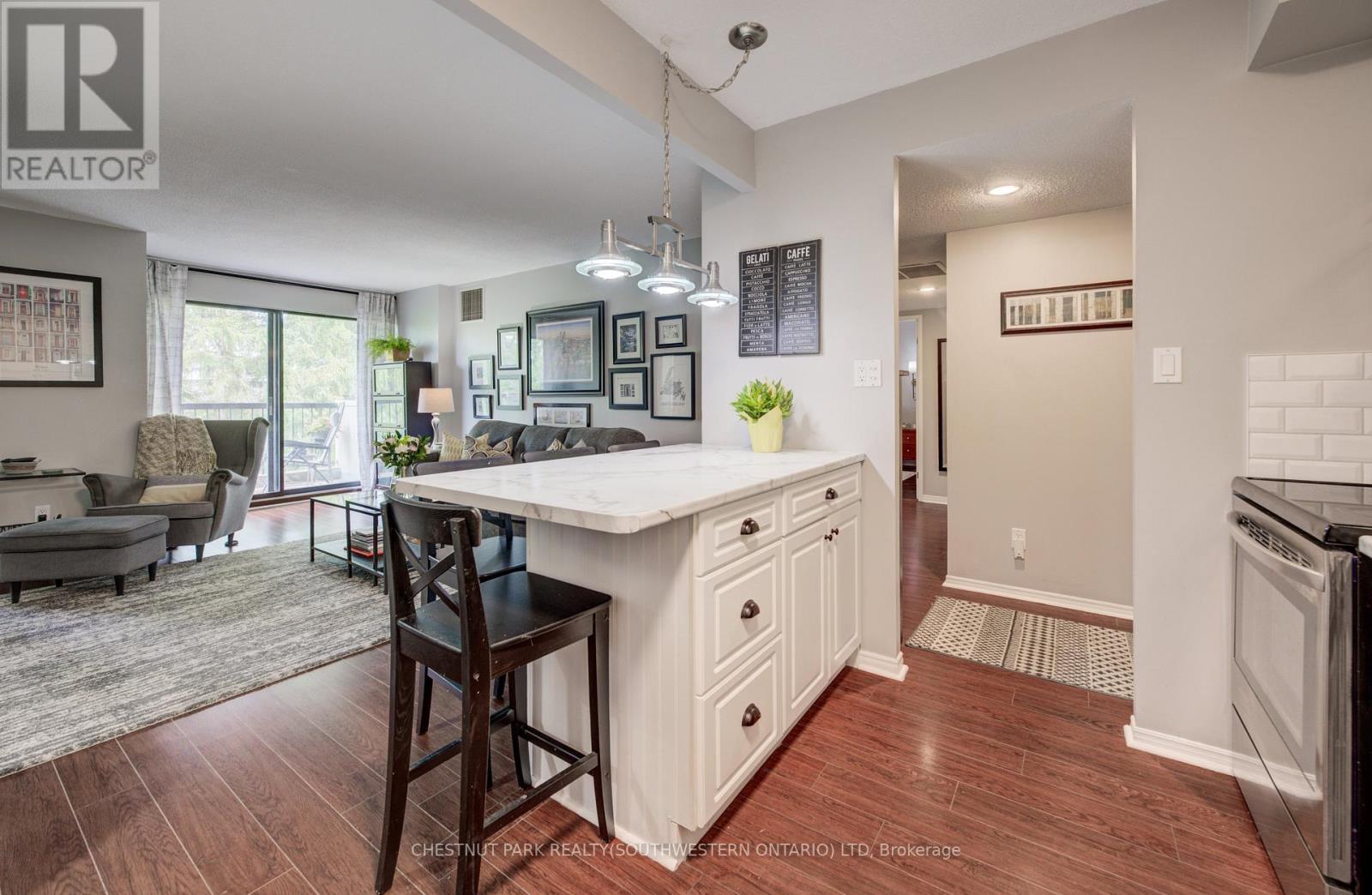 #401 260 SHELDON AVENUE N - 8