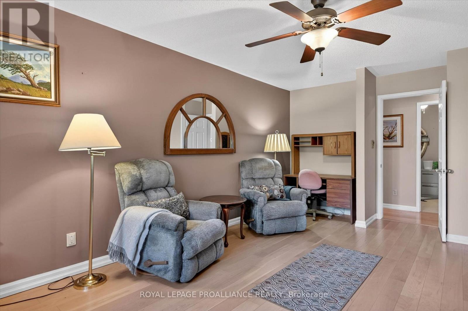 #312A 1099 CLONSILLA AVENUE - 28