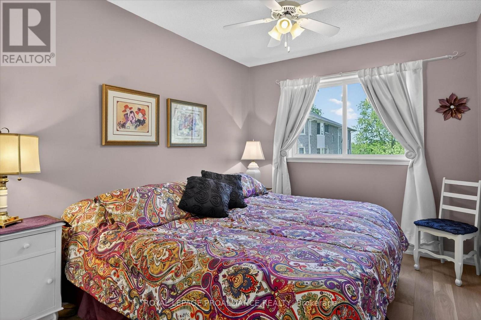 #312A 1099 CLONSILLA AVENUE - 35