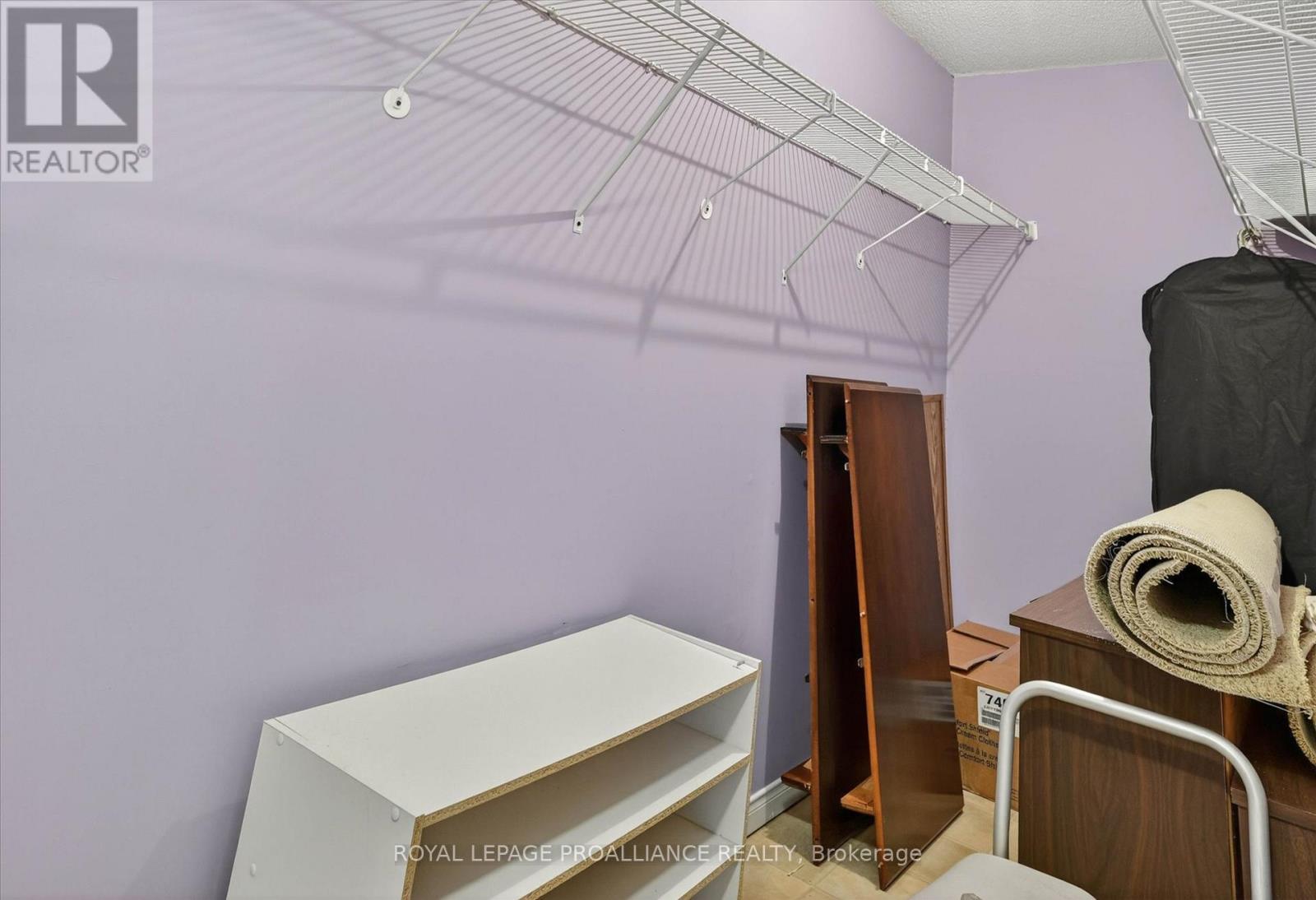 #312A 1099 CLONSILLA AVENUE - 41