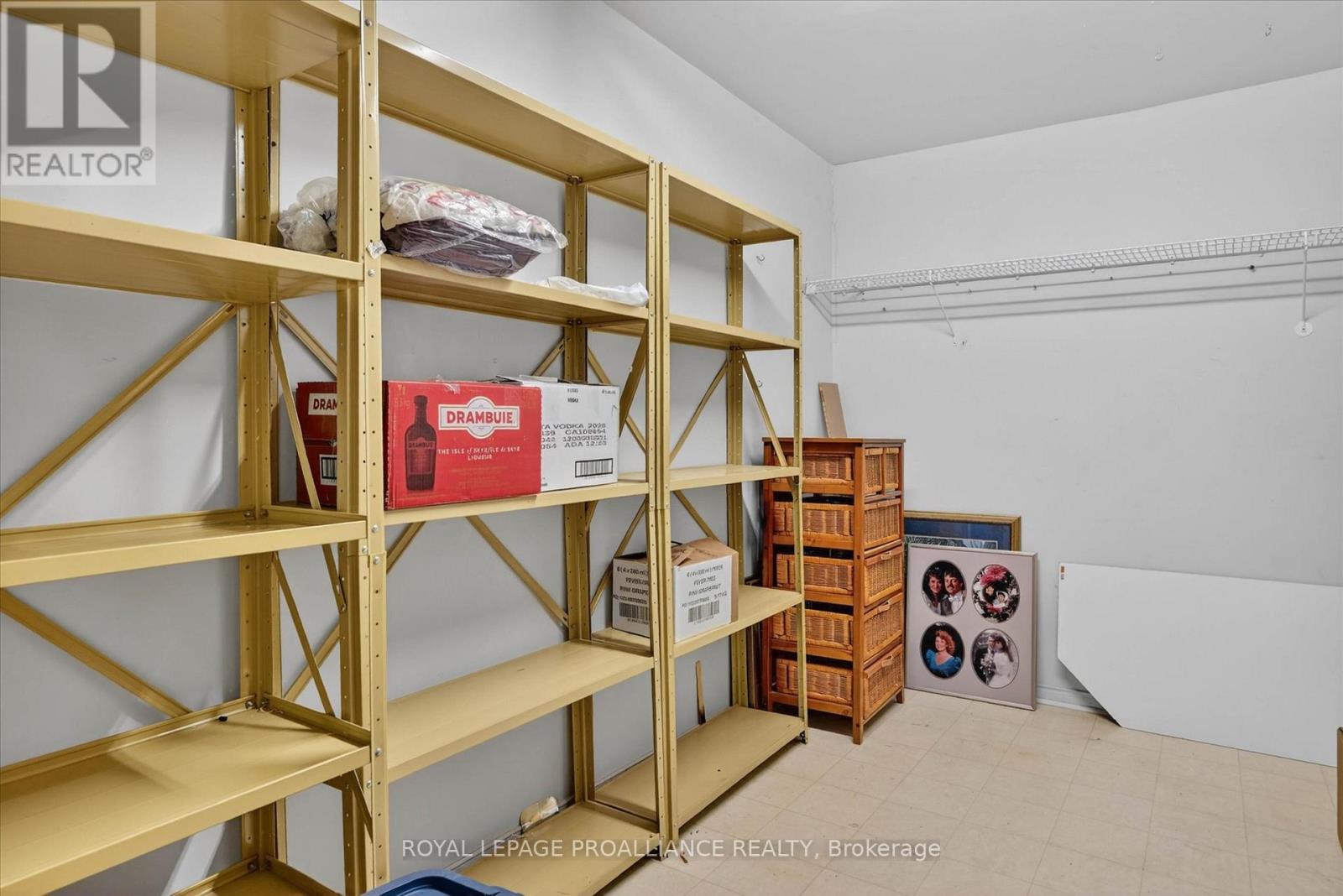 #312A 1099 CLONSILLA AVENUE - 42