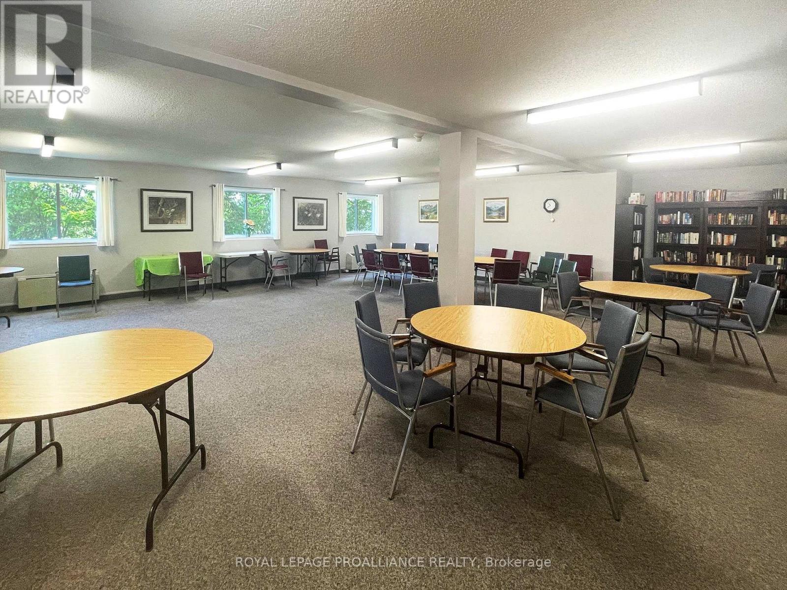 #312A 1099 CLONSILLA AVENUE - 45