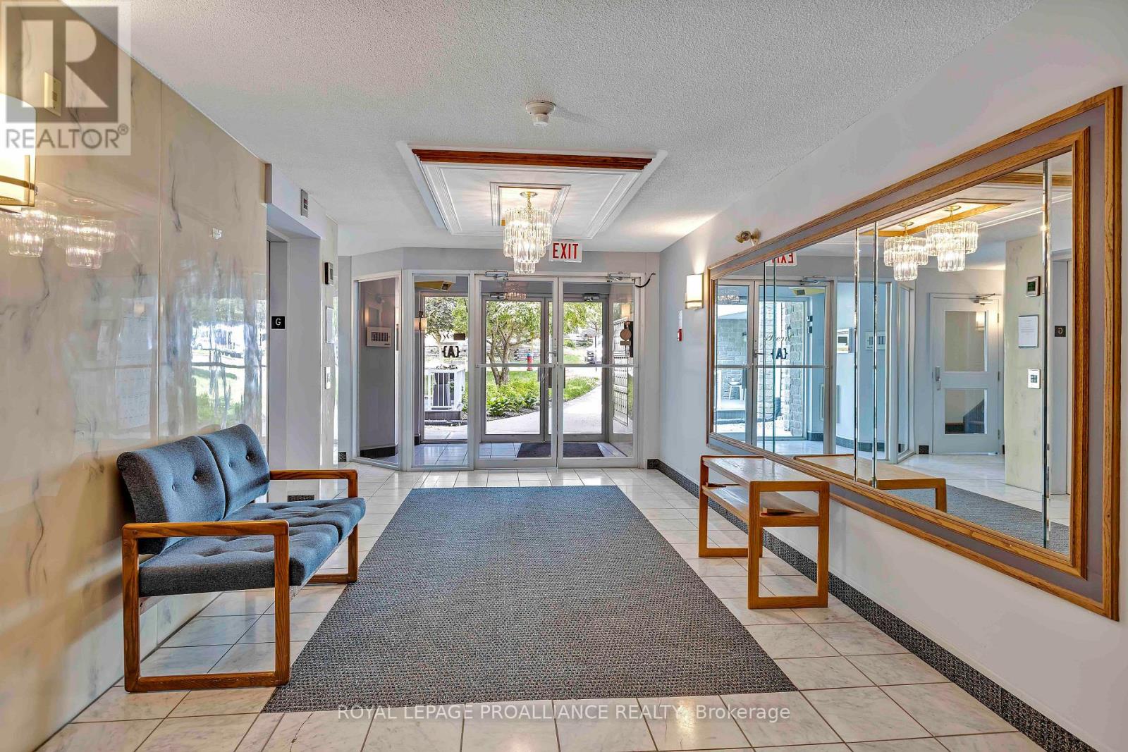 #312A 1099 CLONSILLA AVENUE - 6