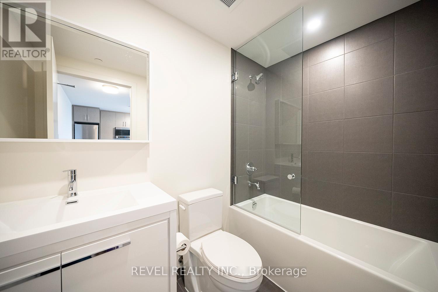 #823 212 KING WILLIAM STREET - 11