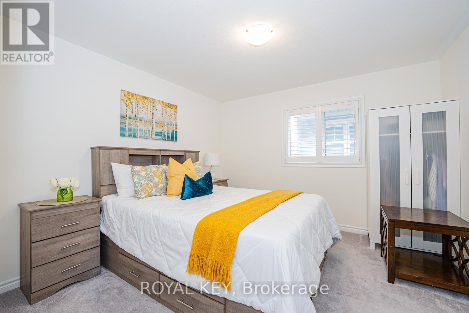348 EQUESTRIAN WAY - 30
