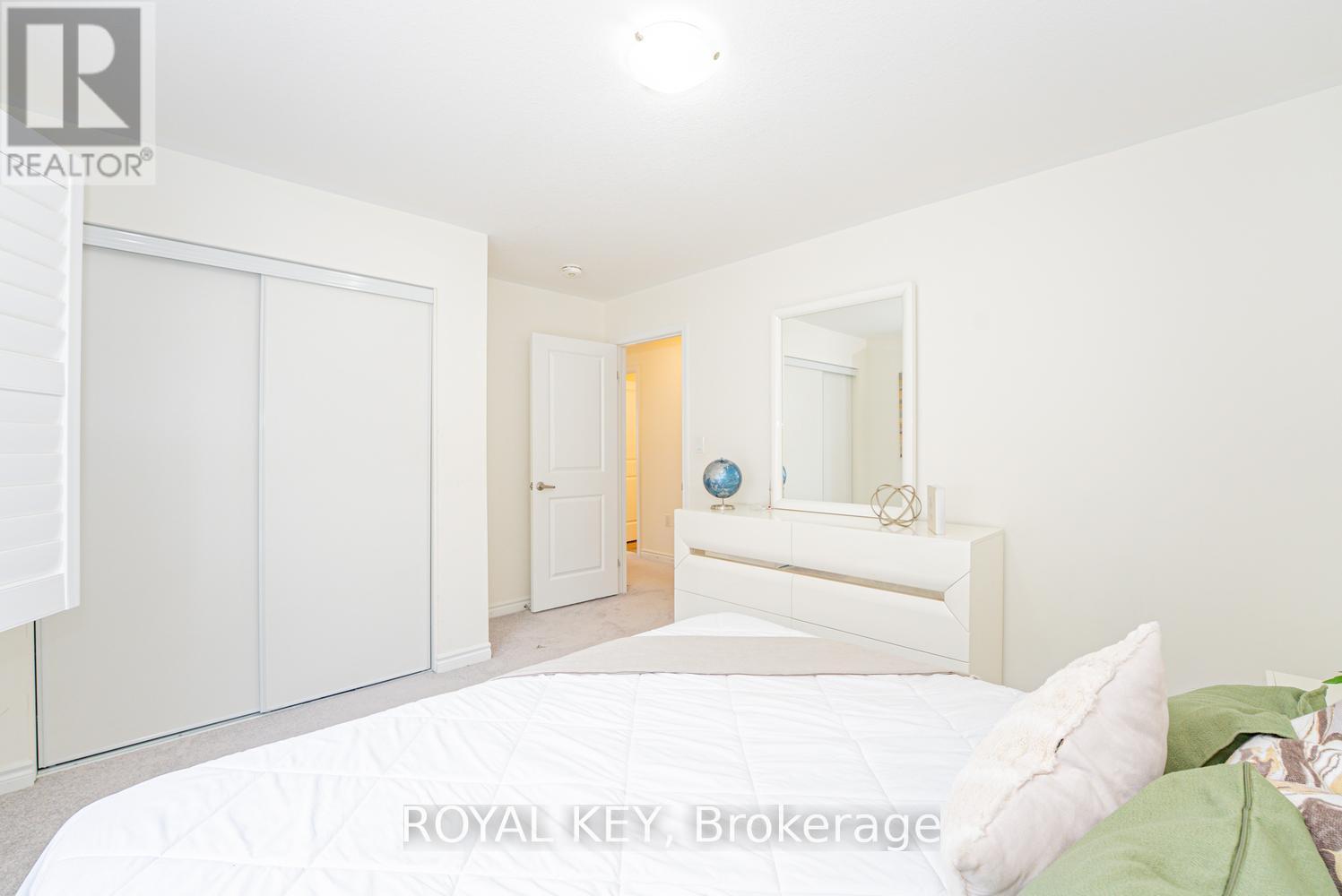 348 EQUESTRIAN WAY - 33