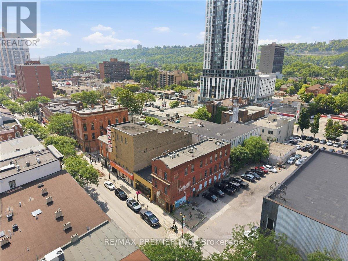 184 KING STREET E - 25