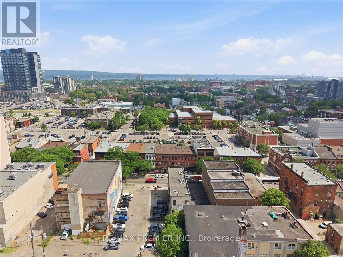 184 KING STREET E - 26