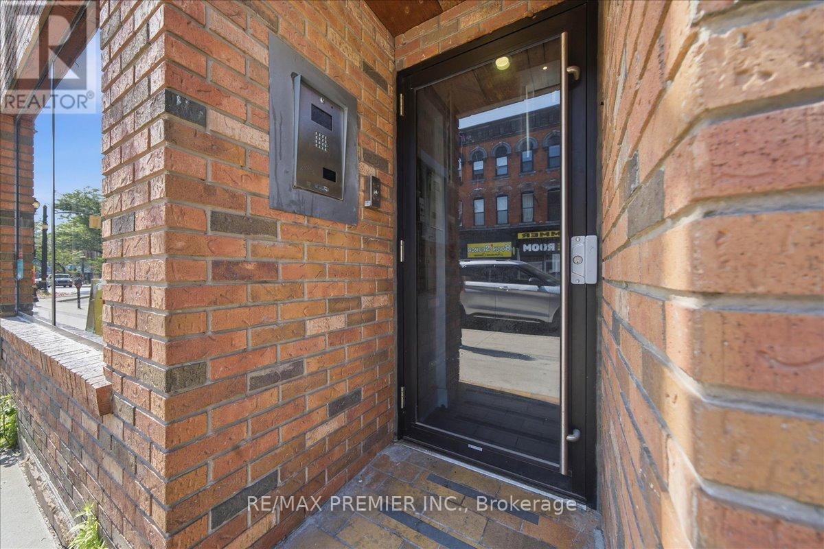 184 KING STREET E - 5