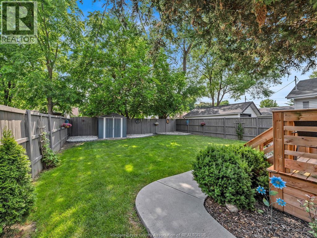 2575 MEIGHEN ROAD - 24