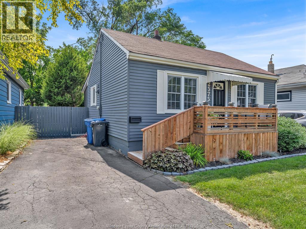 2575 MEIGHEN ROAD - 20