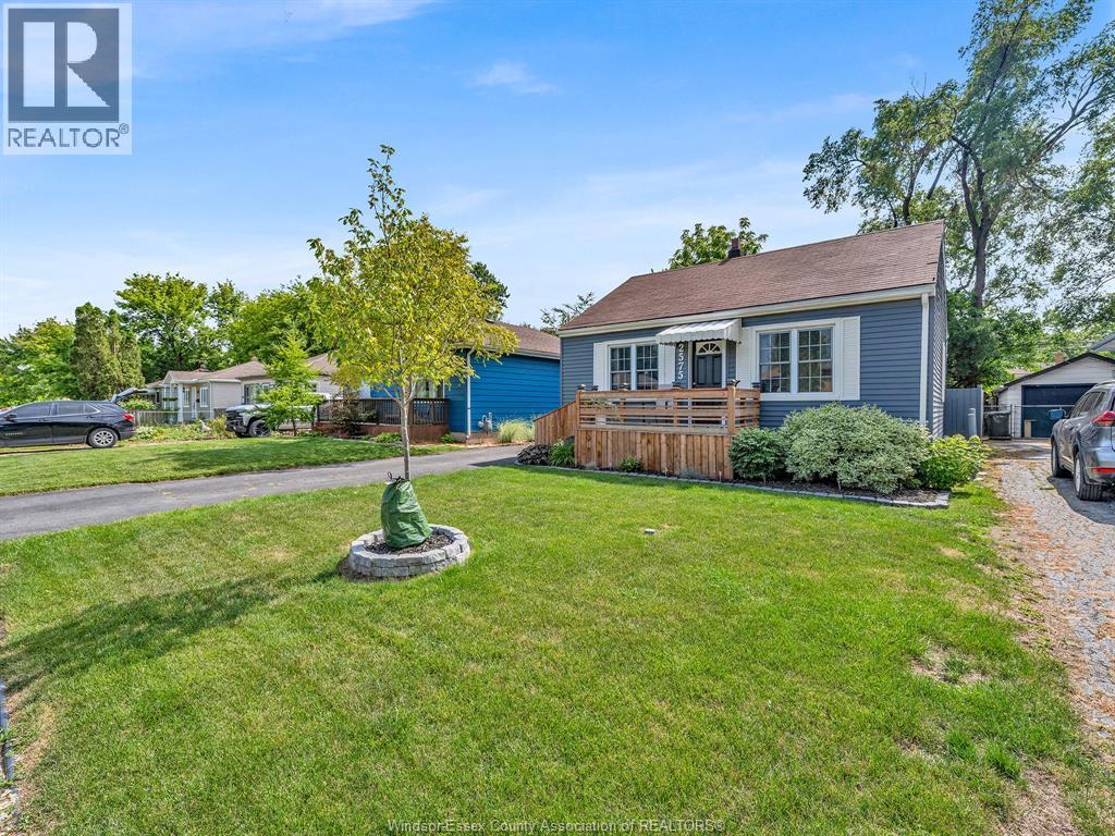 2575 MEIGHEN ROAD - 21