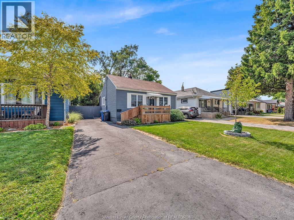 2575 MEIGHEN ROAD - 22