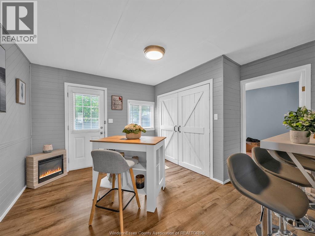 2575 MEIGHEN ROAD - 9