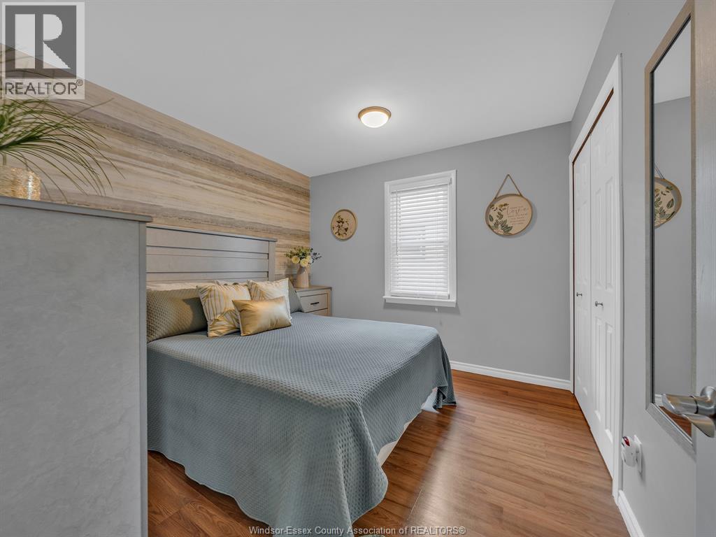 2575 MEIGHEN ROAD - 16