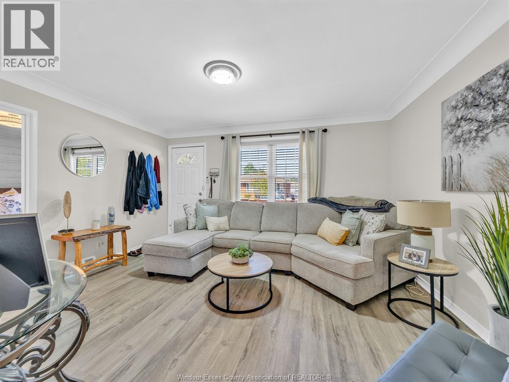 2575 MEIGHEN ROAD - 5