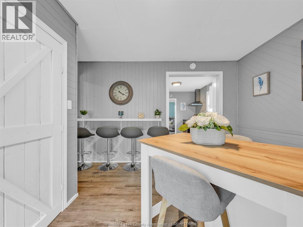 2575 MEIGHEN ROAD - 11