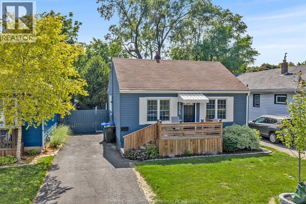 2575 MEIGHEN ROAD - 1