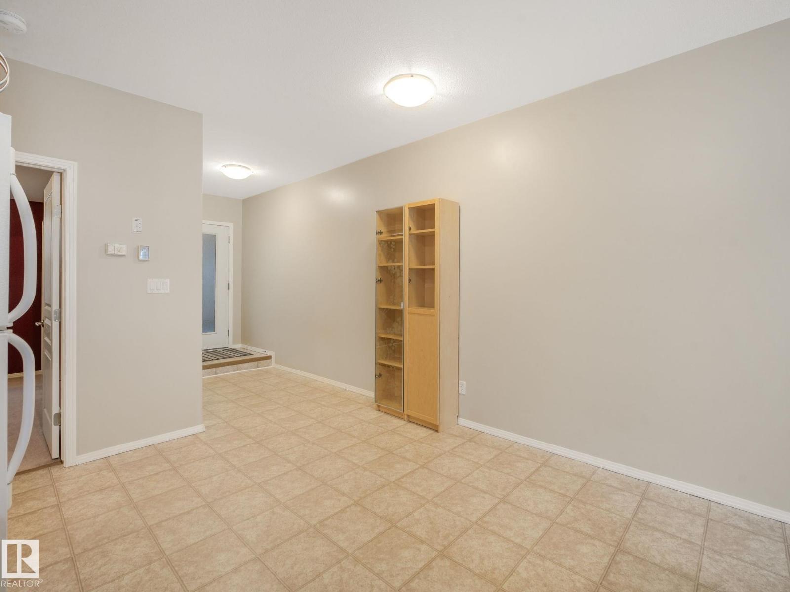 #150 4827 104A ST NW - 7