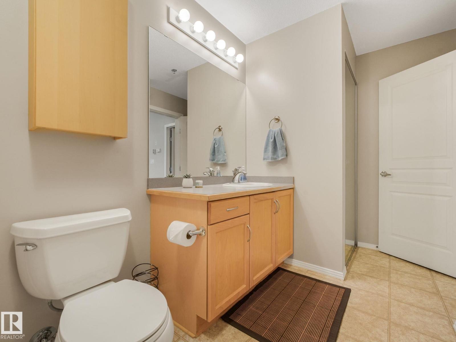 #150 4827 104A ST NW - 19