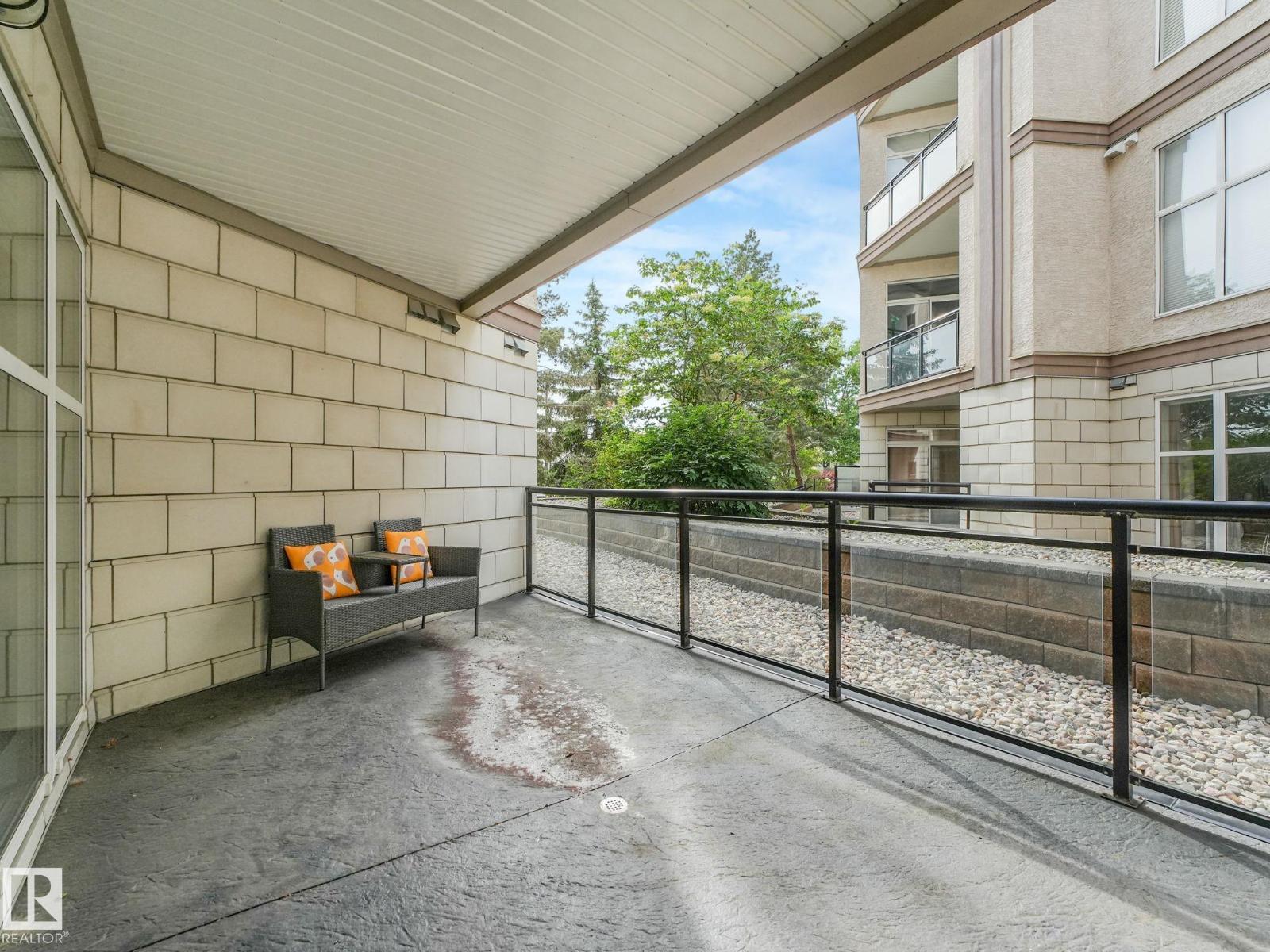 #150 4827 104A ST NW - 24