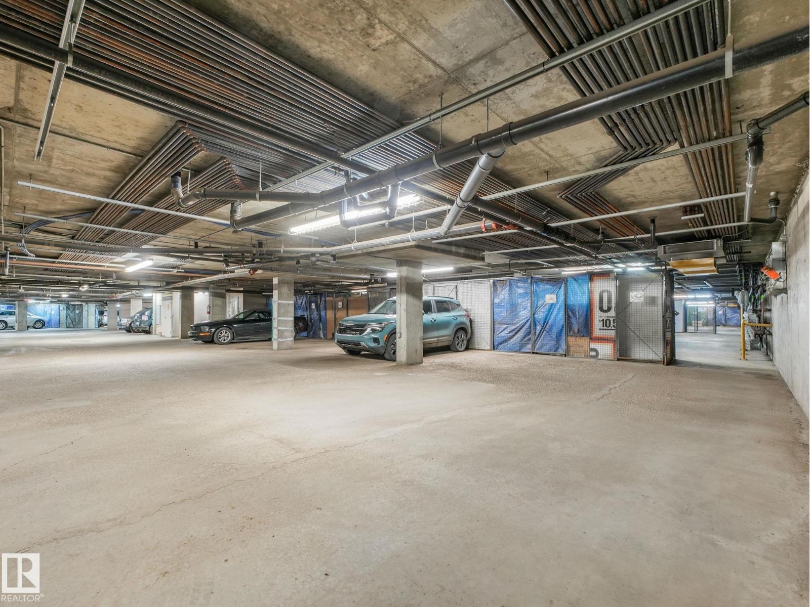 #150 4827 104A ST NW - 27
