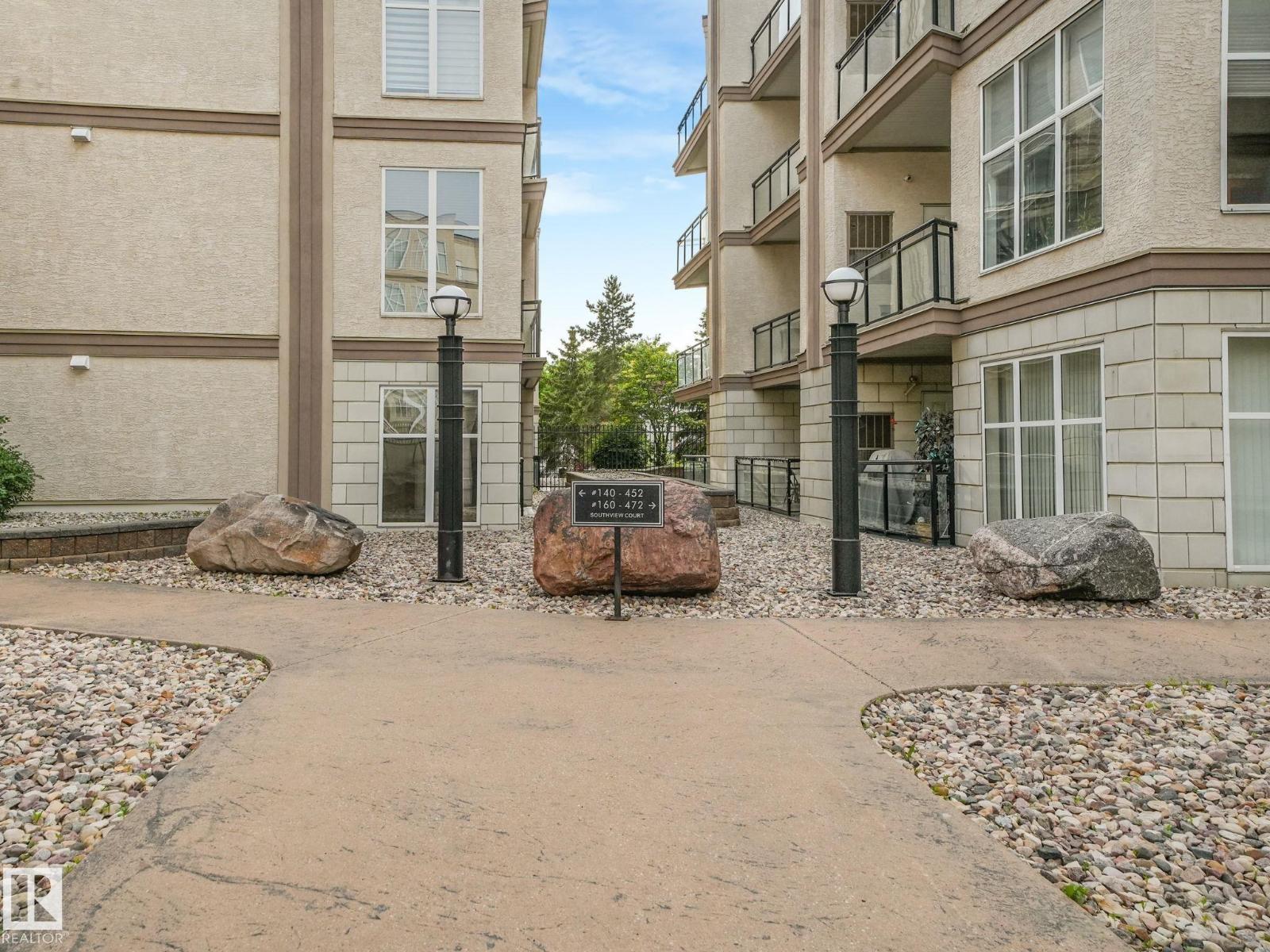 #150 4827 104A ST NW - 3