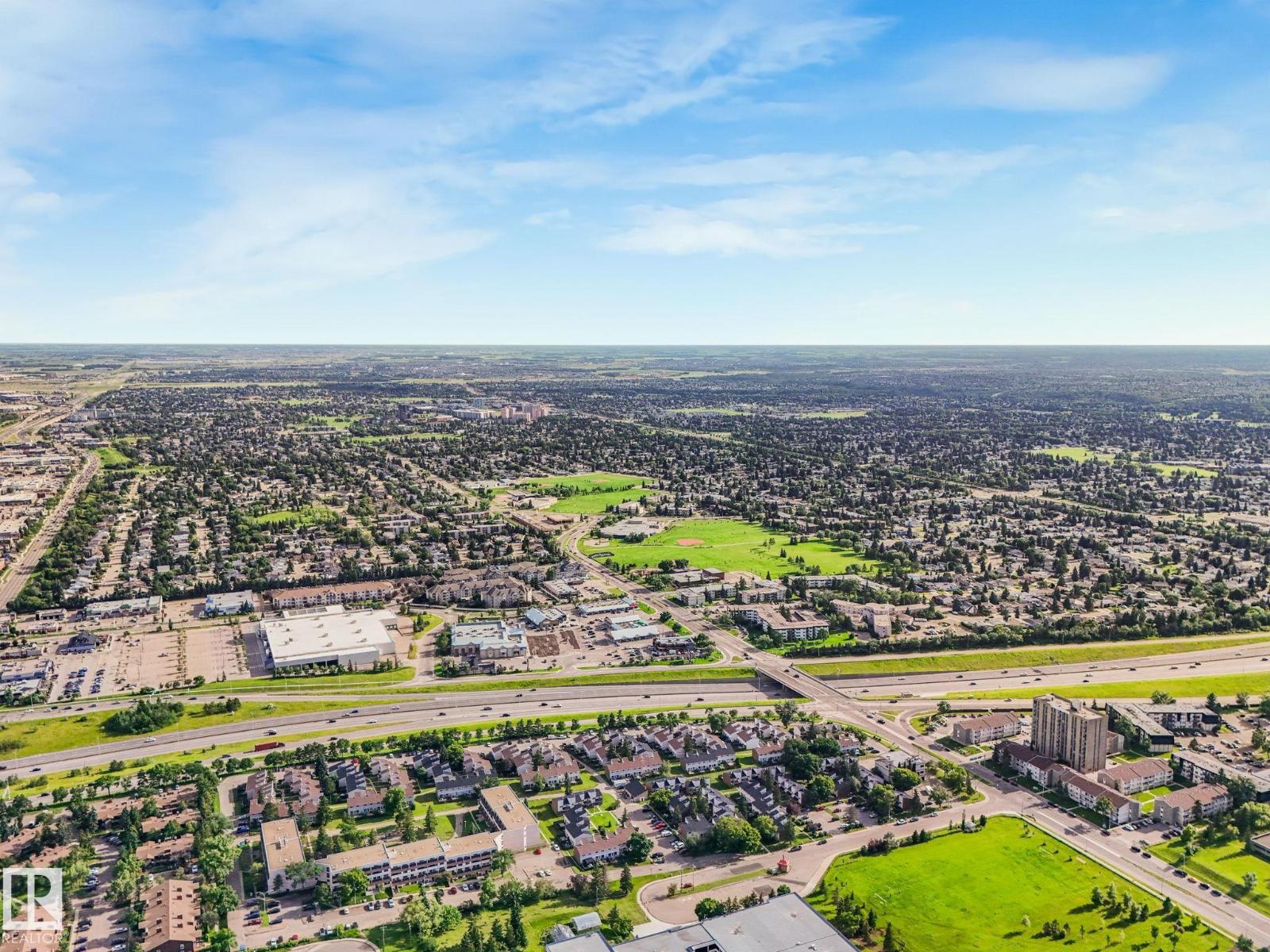 #150 4827 104A ST NW - 40