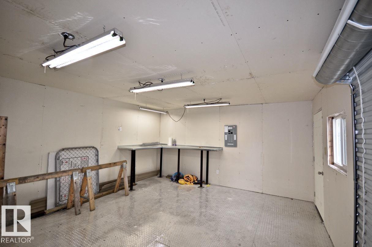12 52515 RGE ROAD 52 - Photo 7