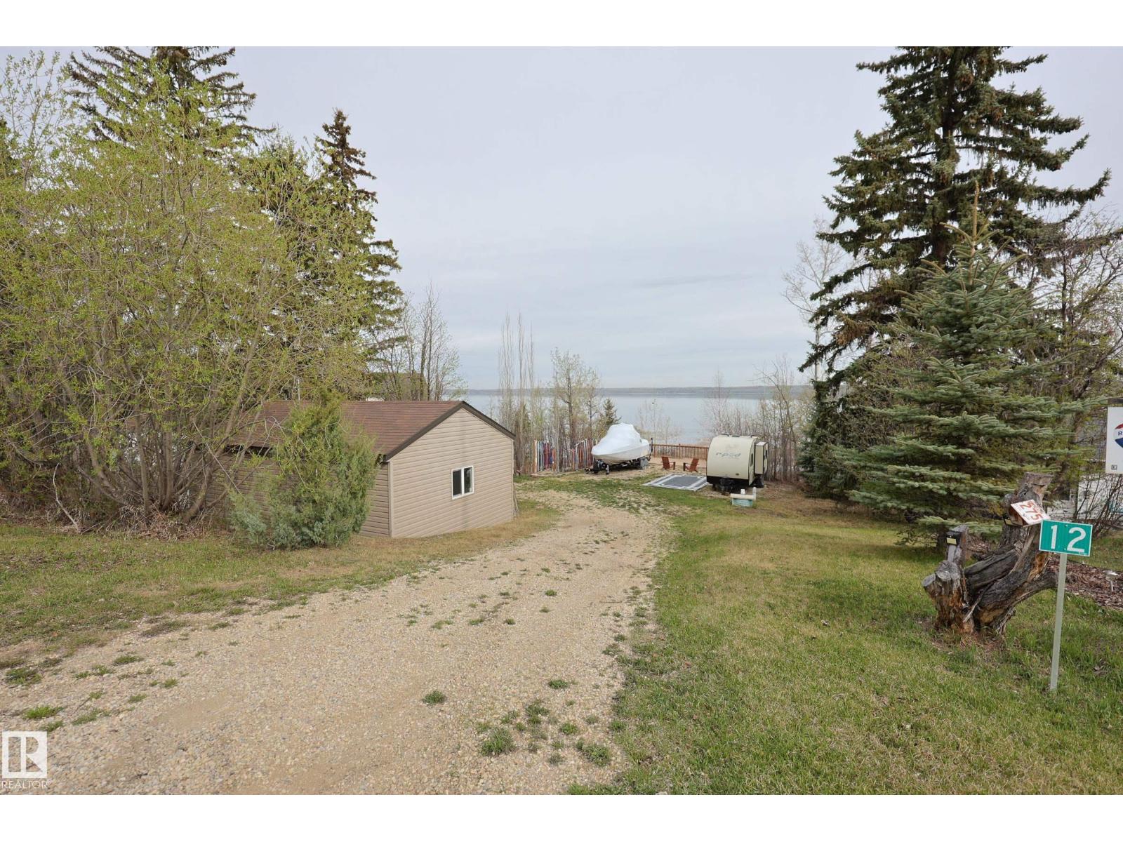 12 52515 RGE ROAD 52